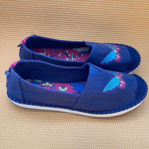 - Sakroots Flat Loafer Shoes Women's 9 Blue  Multicolor Slip-on Butterfly design - Picture 1 of 9